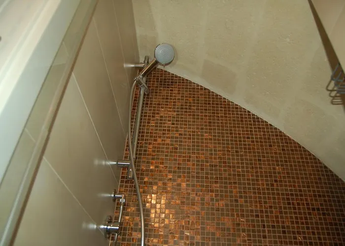 Le 2 Gravine Nei Sassi Matera